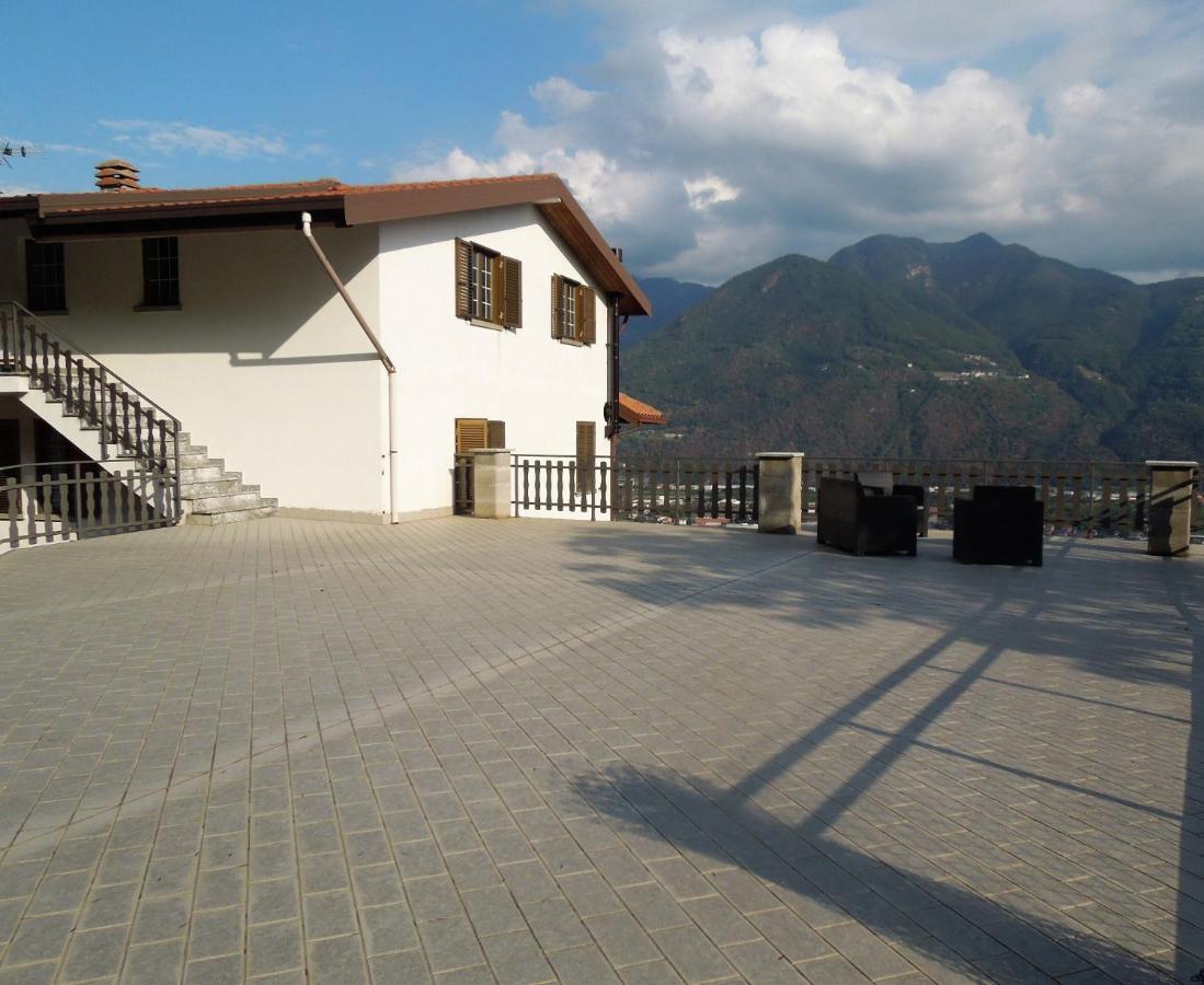 A. F.Antastic V.Iew Villa Costa Volpino Exterior photo